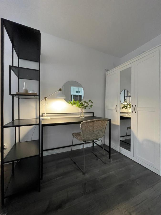 Cozy Apart - Self Check-In 24H Appartement Wrocław Buitenkant foto